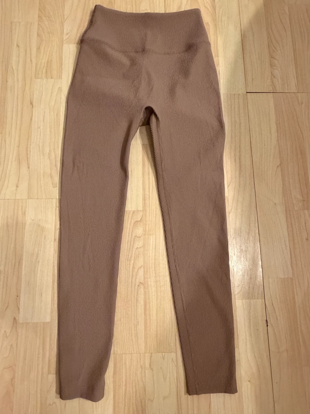 Beyond Yoga Ribbed leggings in Taupe